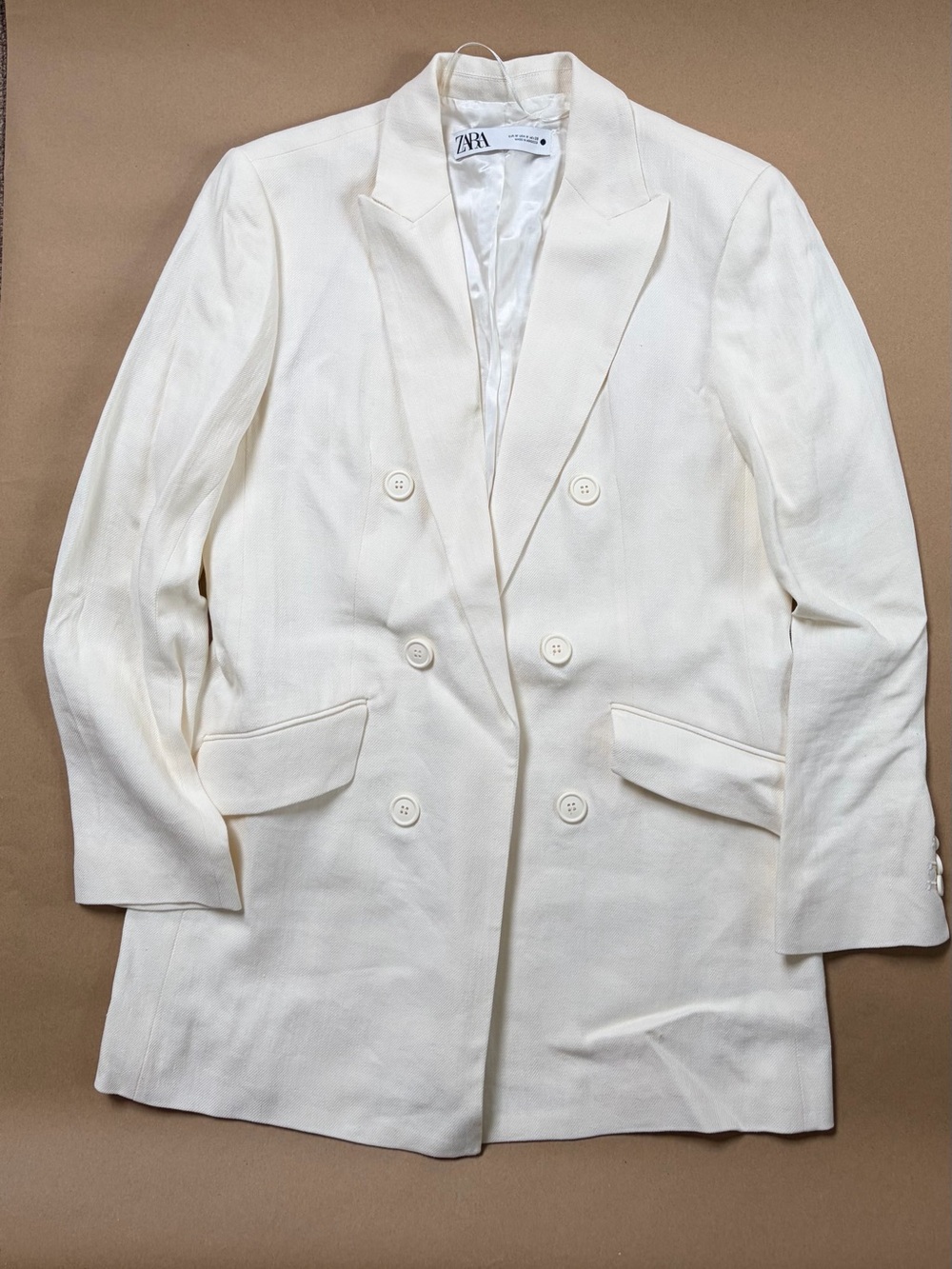 Zara women’s faux double breasted blazer off white size M